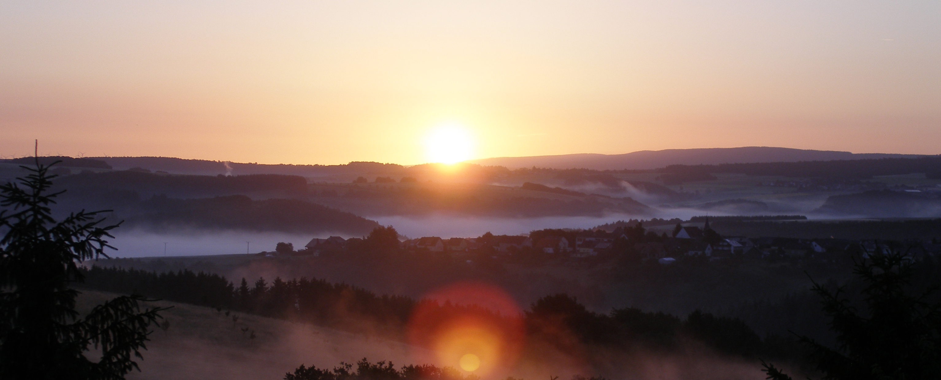 dorf_sonnenaufgang.jpg